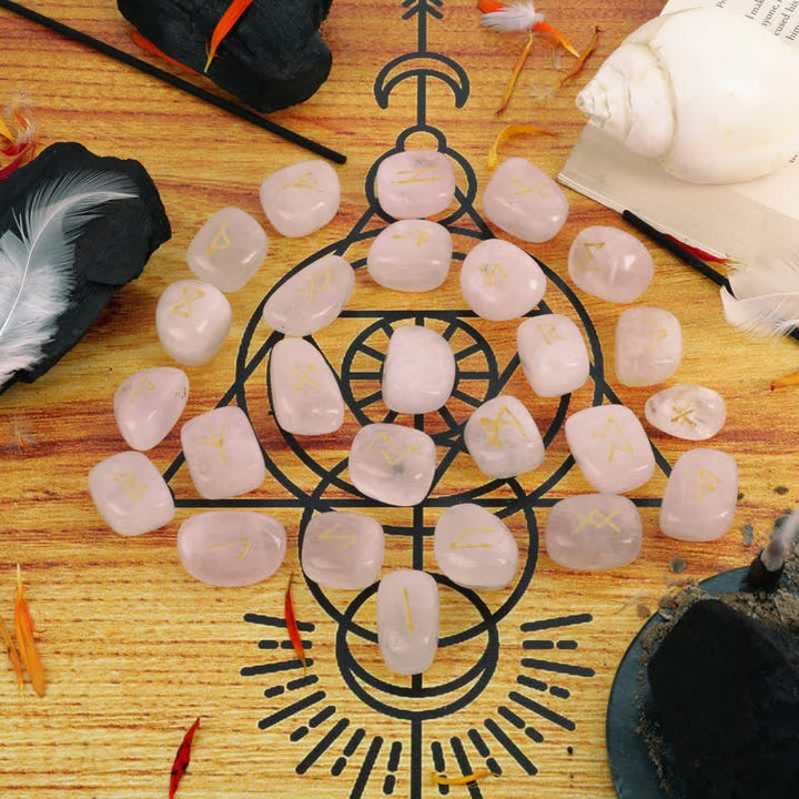 Alphabet runique Olivenorma Pierre graphique sculptée Équilibre Décoration de pierres précieuses