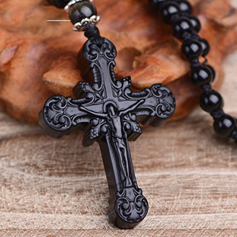 Collier symbole de croix en obsidienne Olivenorma