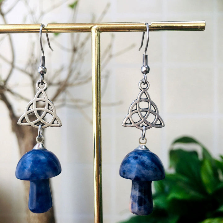 Boucles d'oreilles à tige en forme de champignon mignon en pierre de cristal naturel Olivenorma