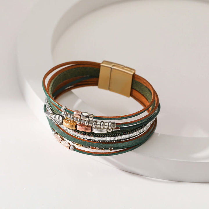 Bracelet en cuir à plusieurs niveaux avec feuille de zircon blanc et hématite Olivenorma