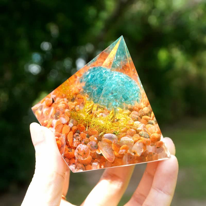 Pyramide d'orgone d'arbre de vie en quartz bleu et agate rouge Olivenorma