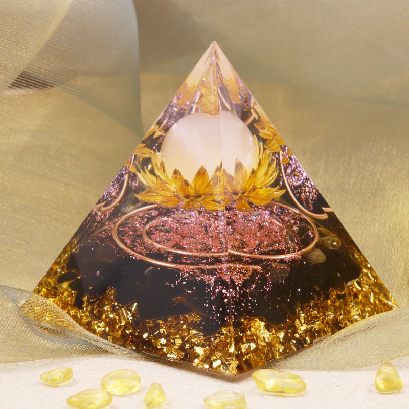 Pyramide d'orgone en cristal transparent d'obsidienne Olivenorma, symbole du lotus