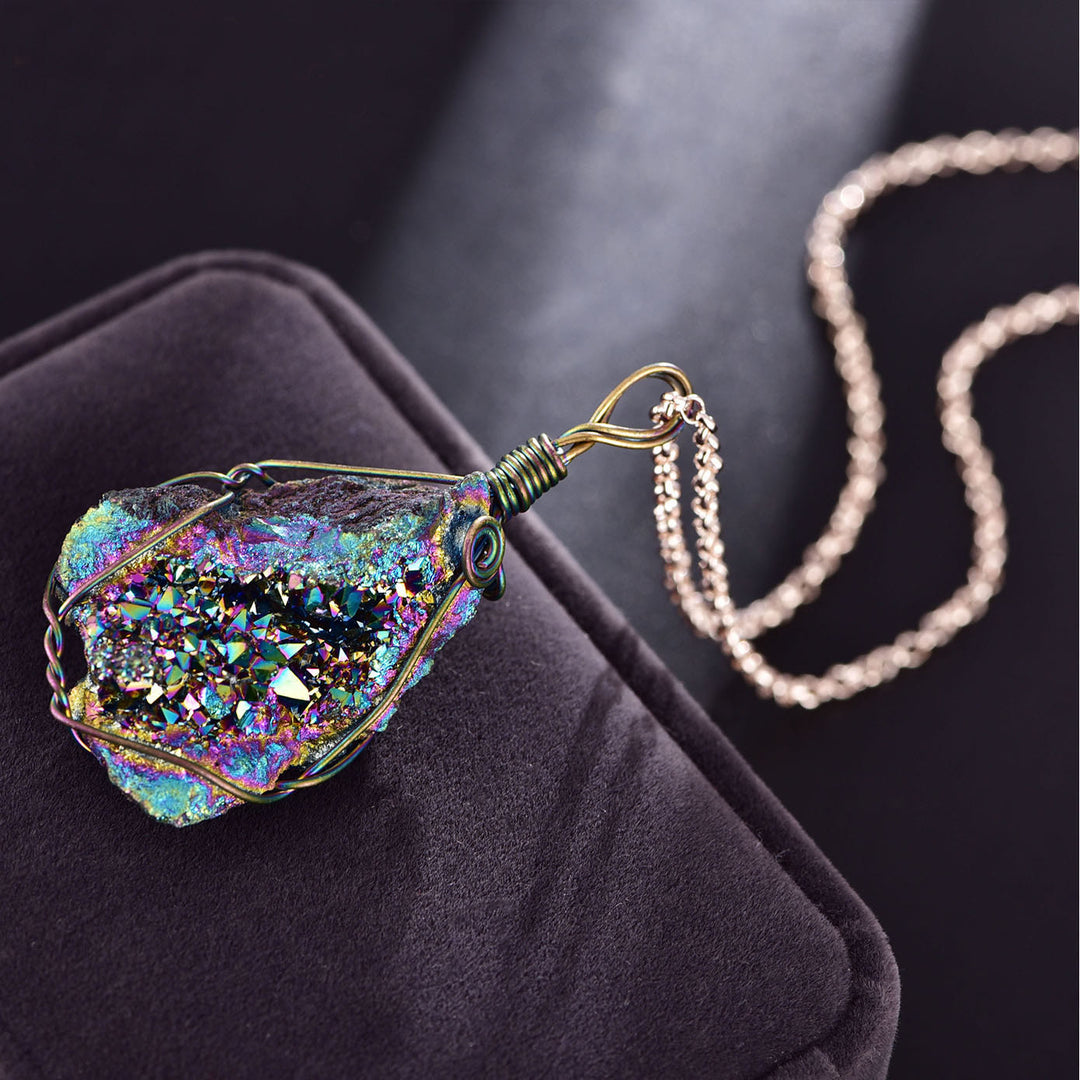 Collier en pierre géode irrégulière en labradorite naturelle Olivenorma