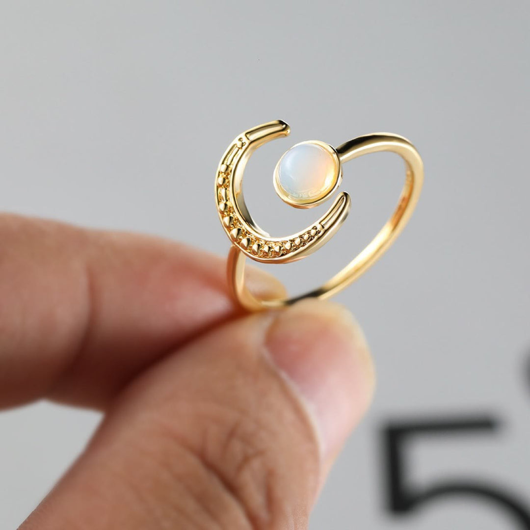 Bague ouverte en pierre de lune avec accessoire lune et soleil Olivenorma