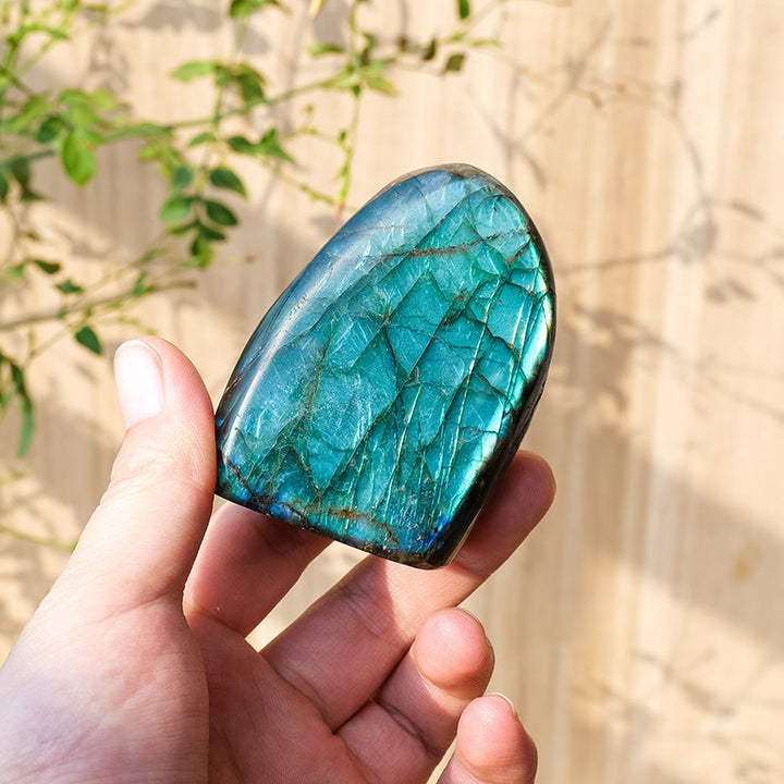 Pierre précieuse de décoration en pierre brute de labradorite naturelle Olivenorma