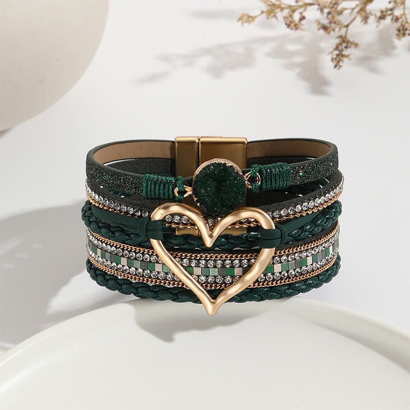 Bracelet en cuir tressé avec cœur métallique et grappe de cristaux multicolores Olivenorma