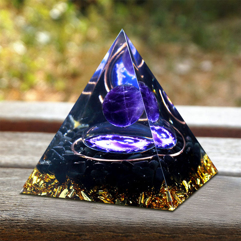 Pyramide d'orgone en tourmaline noire et améthyste Olivenorma