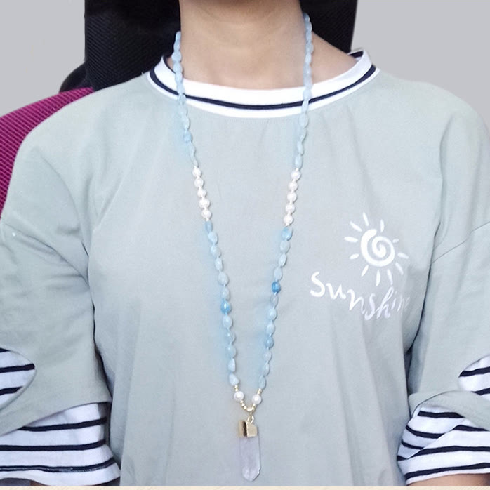 Collier long avec pendentif en forme de colonne irrégulière en cristal Olivenorma