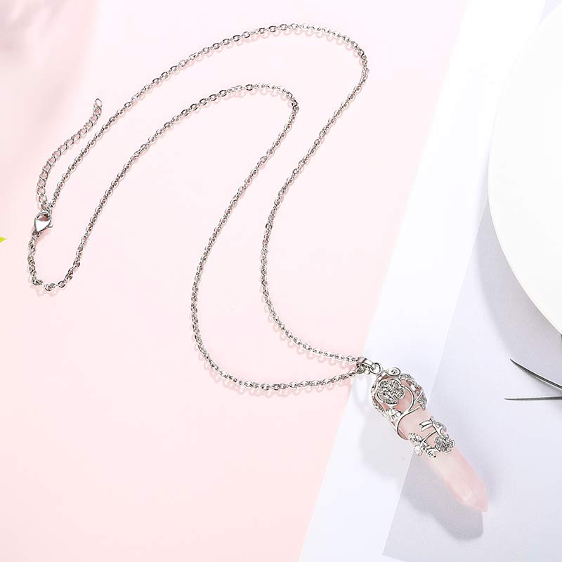 Collier à colonne hexagonale en cristal naturel Olivenorma