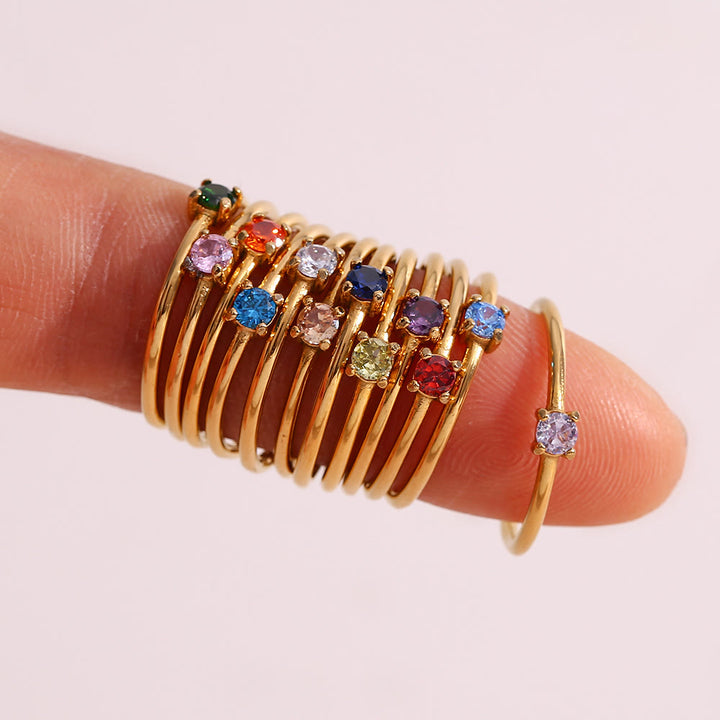 Bague simple en acier inoxydable plaqué 18 carats avec pierre de naissance Olivenorma