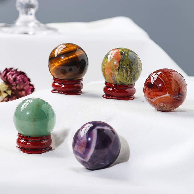 Ensemble de 9 boules de cristal naturelles et de pierres précieuses Olivenorma