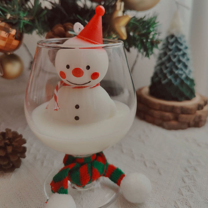 Bougie de Noël en forme de tasse de Père Noël, bonhomme de neige et élan Olivenorma