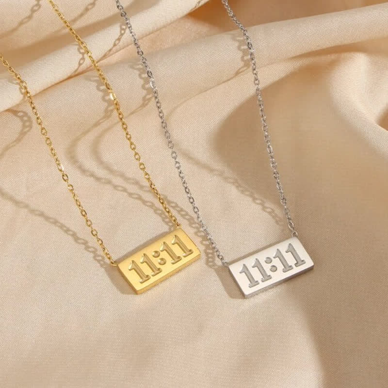 Collier et bague délicats avec le numéro angélique Olivenorma 11:11
