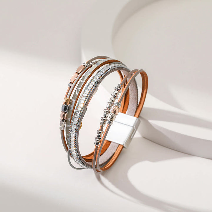 Bracelet en cuir à plusieurs niveaux avec feuille de zircon blanc et hématite Olivenorma