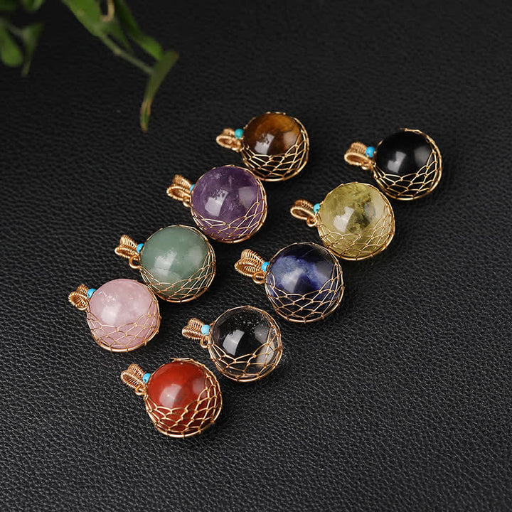 Collier délicat en cristal naturel avec sphères de Olivenorma