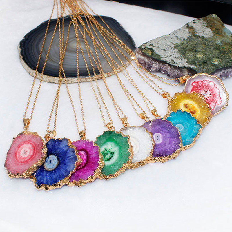 Pendentif en géode de cristal naturel Olivenorma