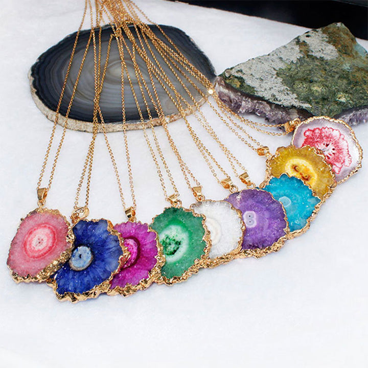 Pendentif en géode de cristal naturel Olivenorma