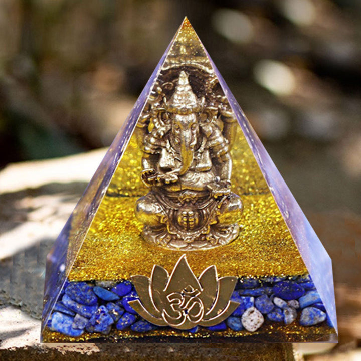 Pyramide d'orgone en lapis-lazuli Olivenorma avec symbole d'éléphant