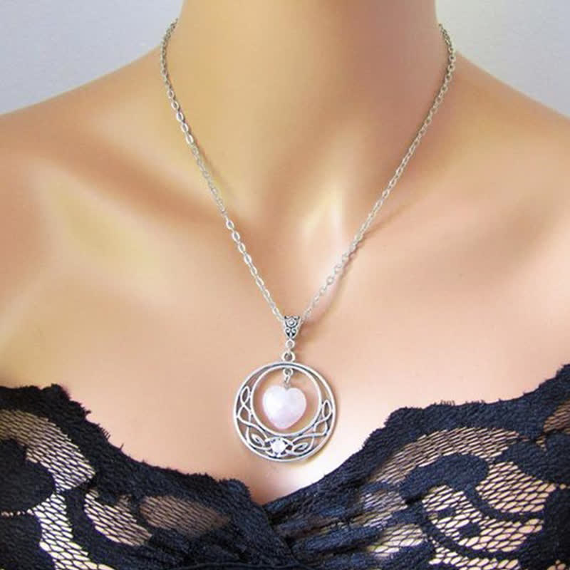 Collier Bohemia en quartz rose avec cœur, lune et étoile Olivenorma