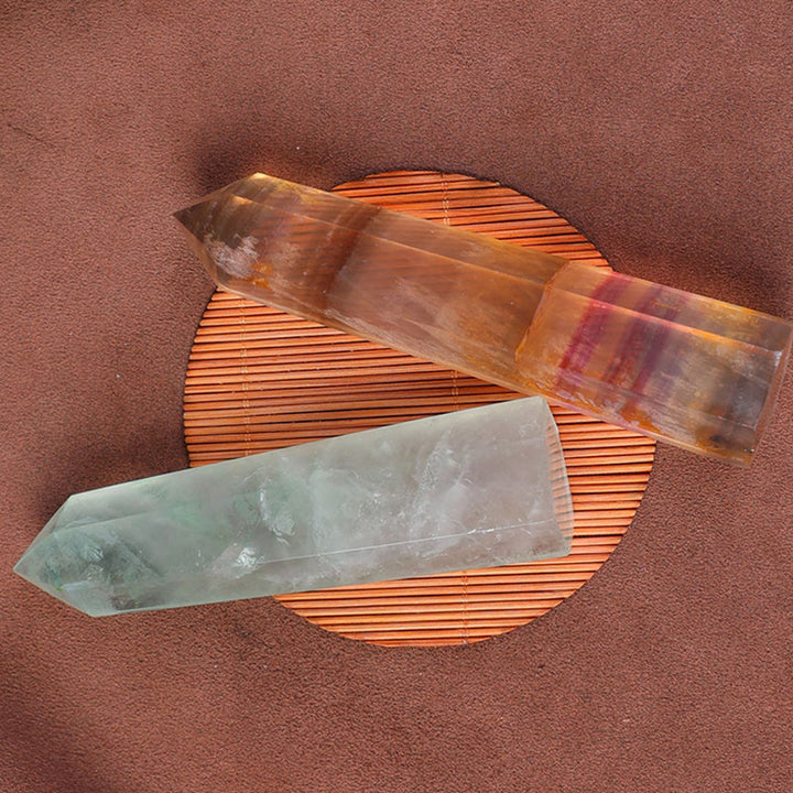 Baguettes de cristal Reki en croûte naturelle de fluorite