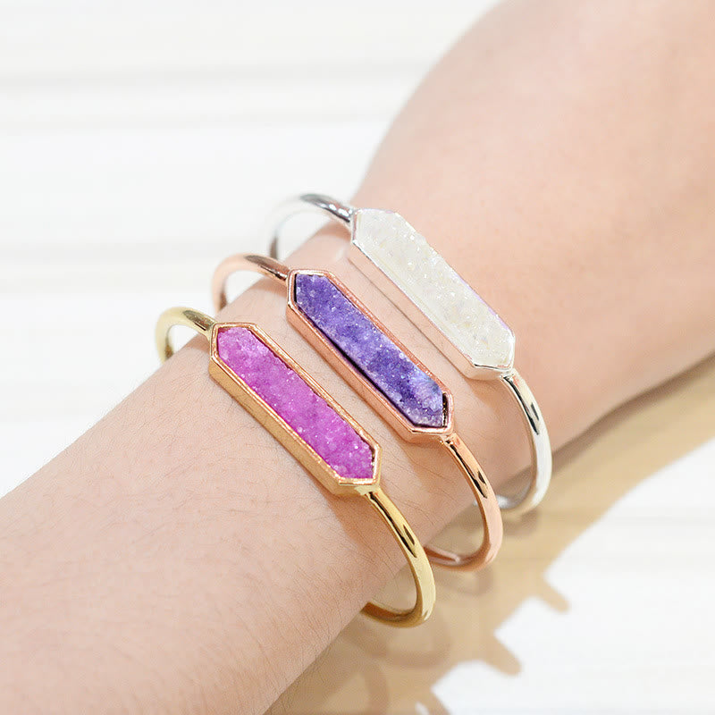 Bracelet manchette en cuivre et métal avec grappe de cristaux naturels Olivenorma