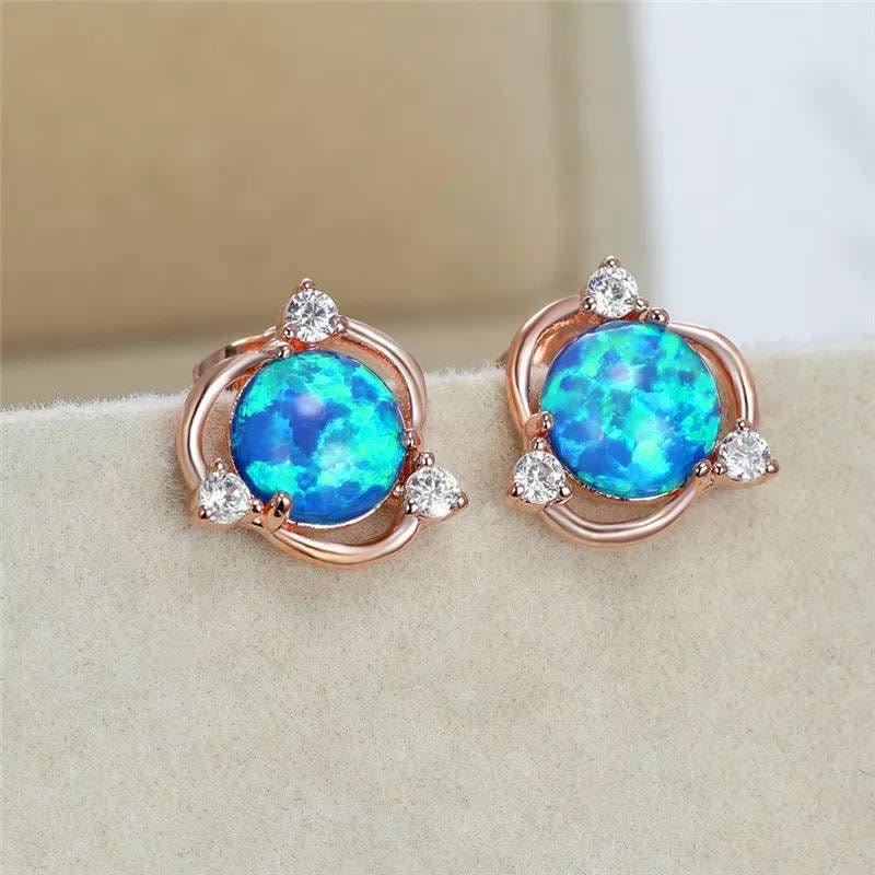 Boucles d'oreilles à tige rondes en zircon blanc et opale Olivenorma