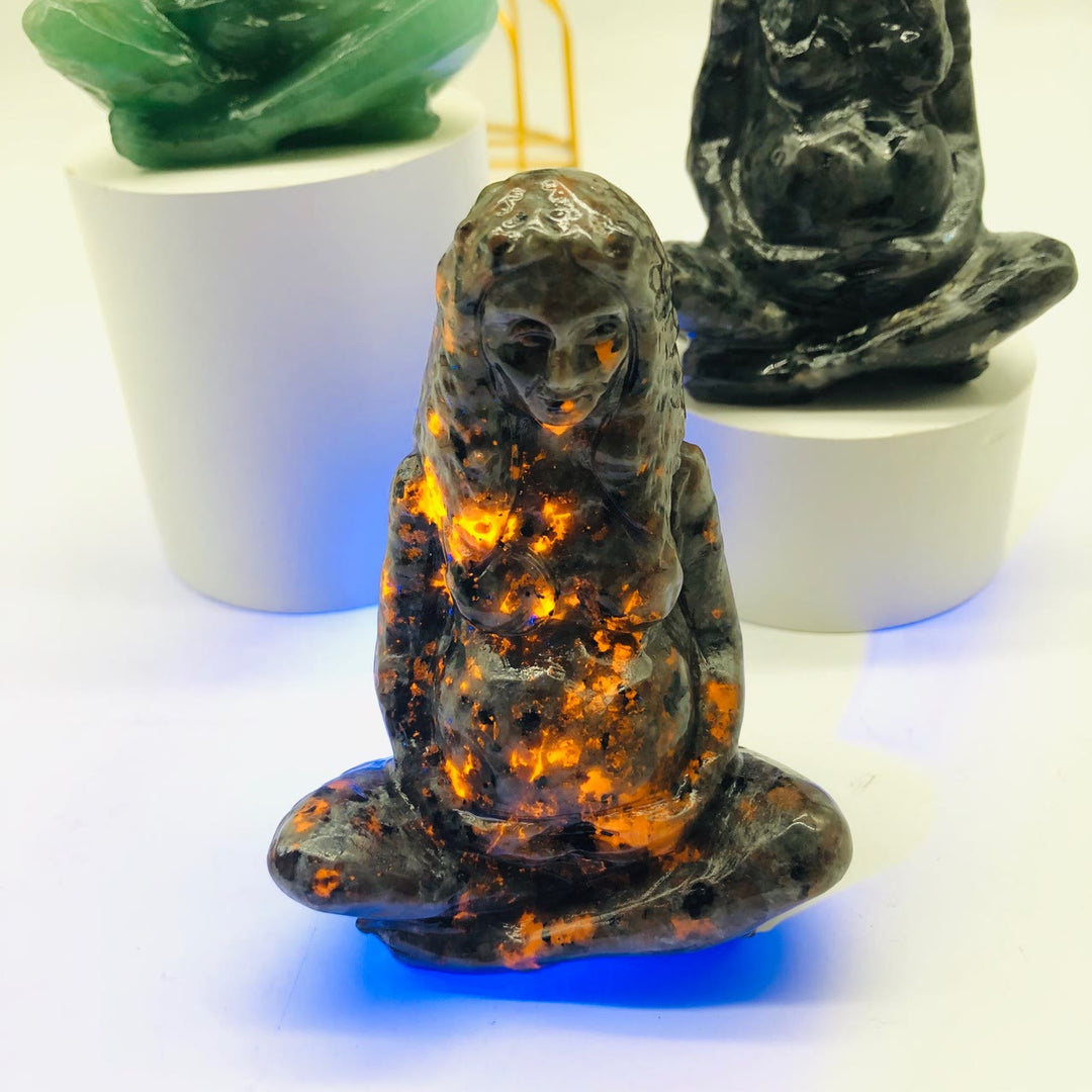 Statue de main naturelle Olivenorma de la déesse Gaia, sculpture décorative