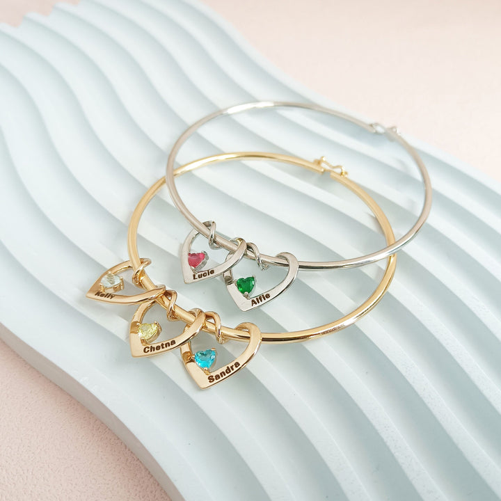 Bracelet chaîne à breloques en forme de cœur avec pierre de naissance et nom personnalisé Olivenorma