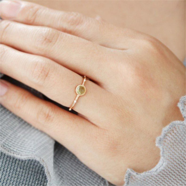 Bague en péridot vert naturel taille ronde Olivenorma