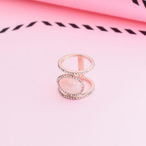 Bague en pierre de lune irrégulière Olivenorma