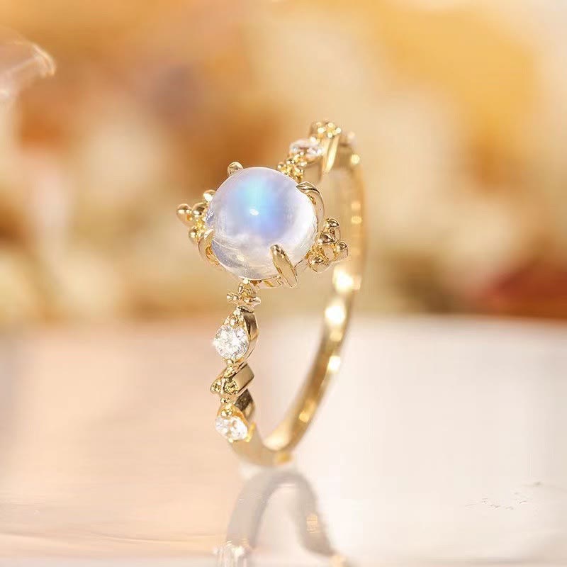 Bague ajustable simple et luxueuse en zircon blanc et pierre de lune Olivenorma