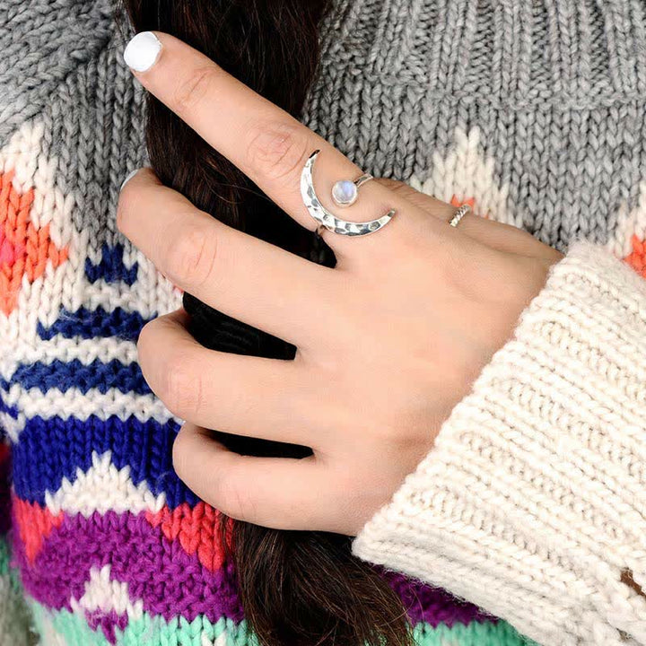 Bague Croissant de Lune en Pierre de Lune Olivenorma