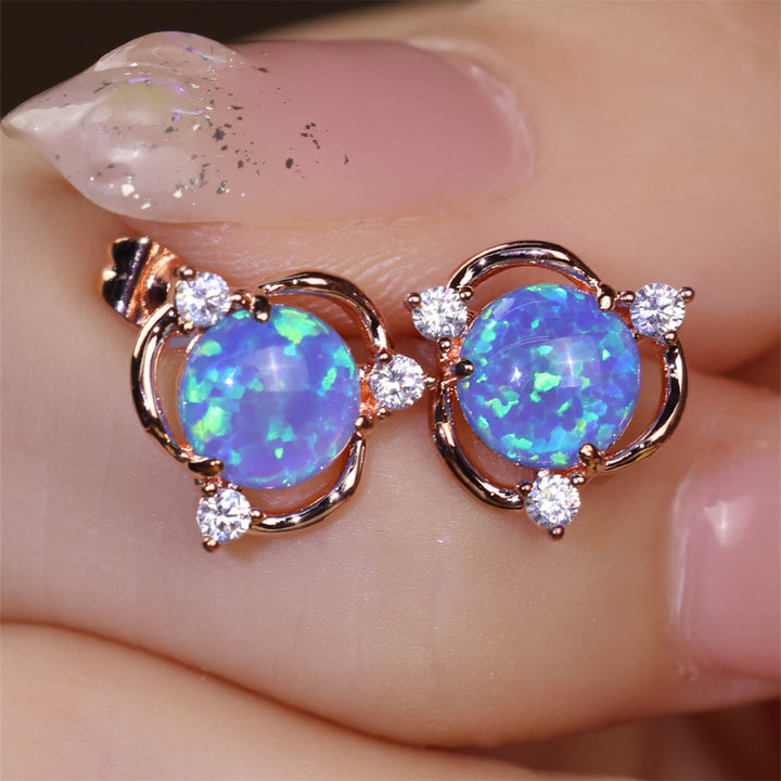 Boucles d'oreilles à tige rondes en zircon blanc et opale Olivenorma