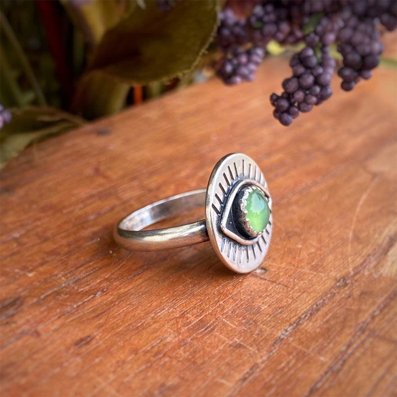 Bague de protection contre le mauvais œil en chrysoprase