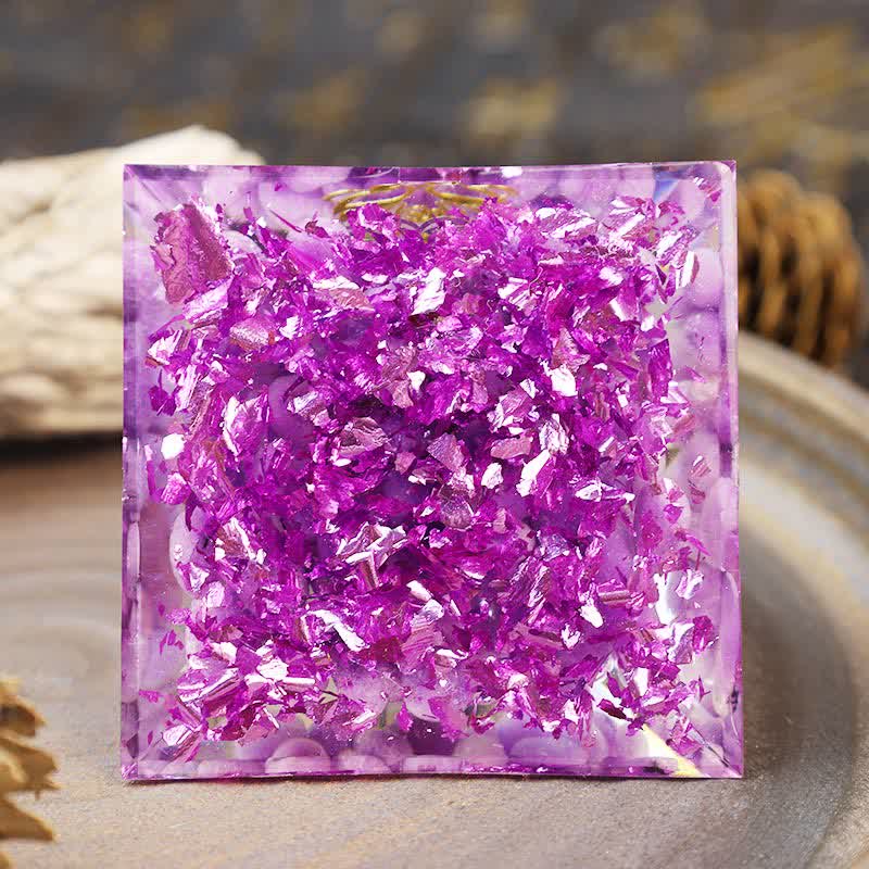 Olivenorma Bouddha Lotus avec pyramide d'orgone en violet de jade