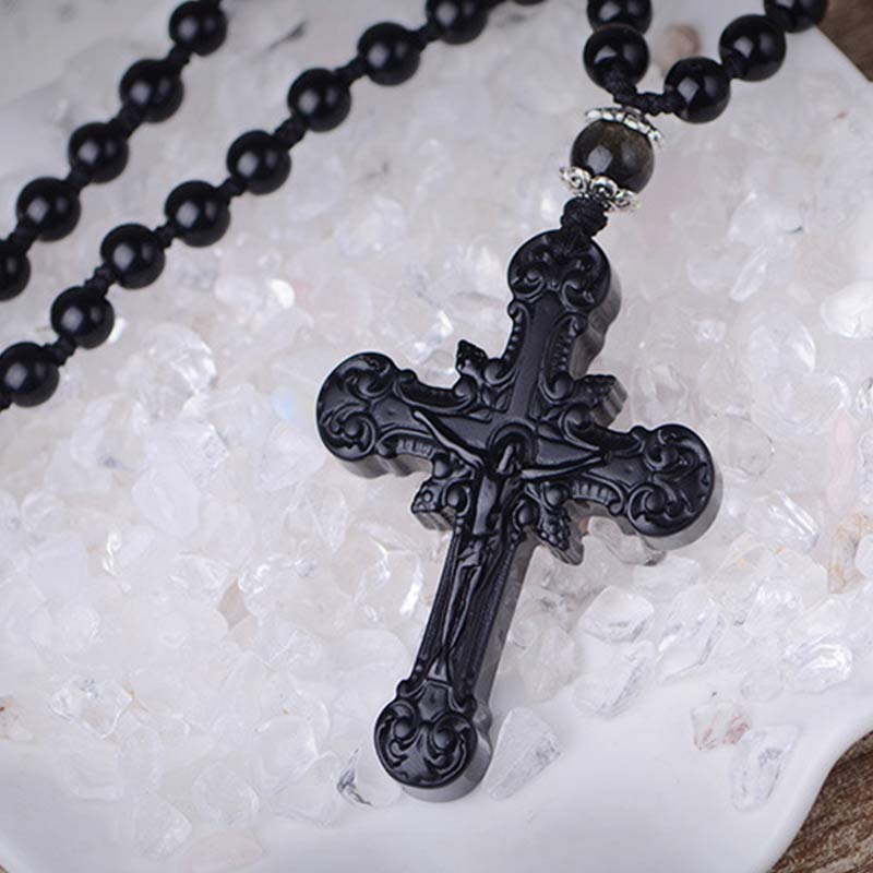 Collier symbole de croix en obsidienne Olivenorma