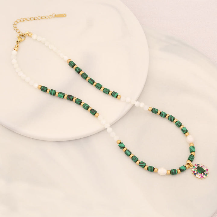 Collier pendentif mauvais œil en pierre de cristal de perle naturelle Olivenorma