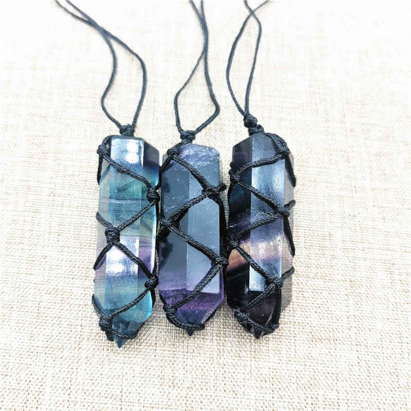 Collier en pierres précieuses à prisme hexagonal en fluorite naturelle Olivenorma
