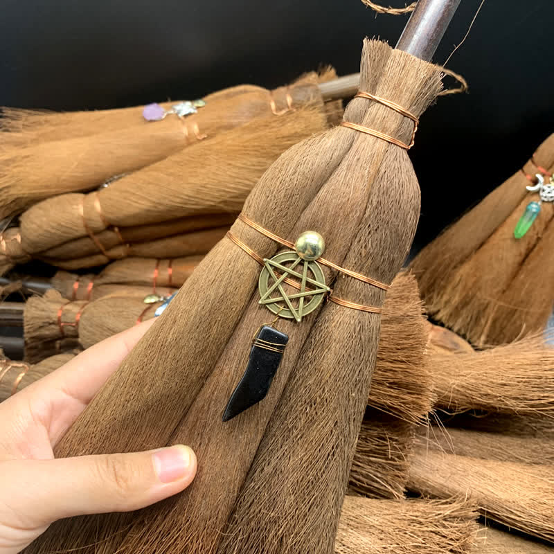 Balai de paille en cristal en forme d'étoile