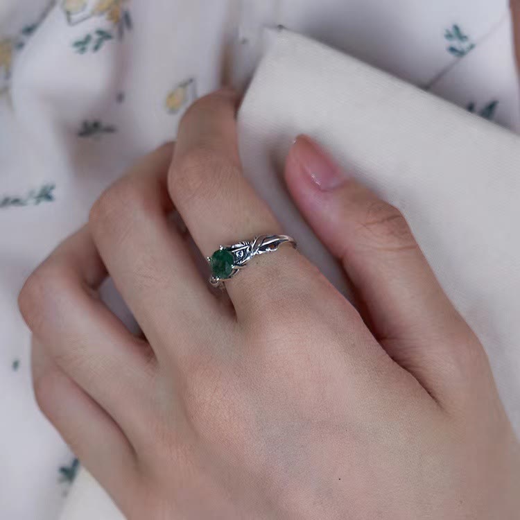 Bague en quartz fantôme vert naturel Olivenorma avec feuille sculptée