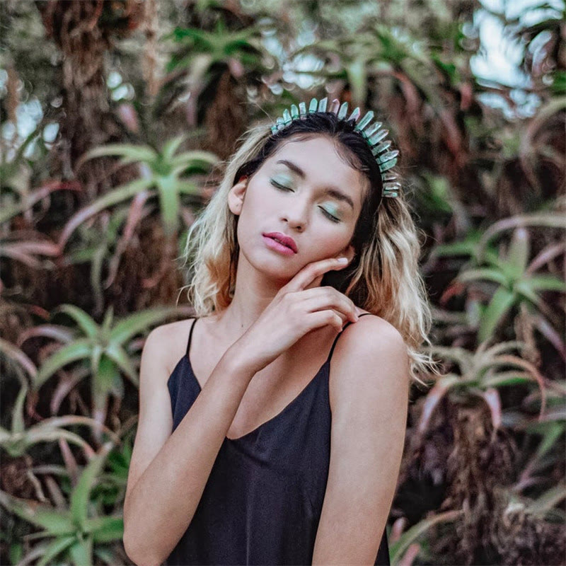 Serre-tête de mariée avec couronne arc-en-ciel en cristal naturel Olivenorma