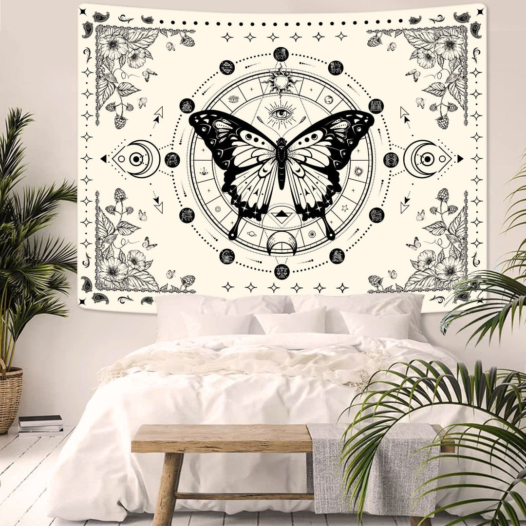 Tapisserie beige Olivenorma, papillon noir, fleur de lune
