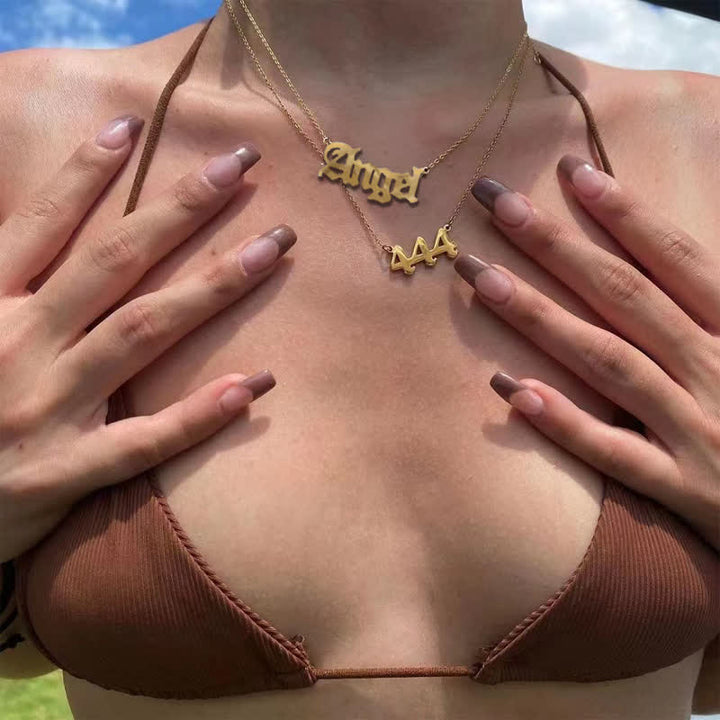 Collier double délicat avec chiffres et anges Olivenorma