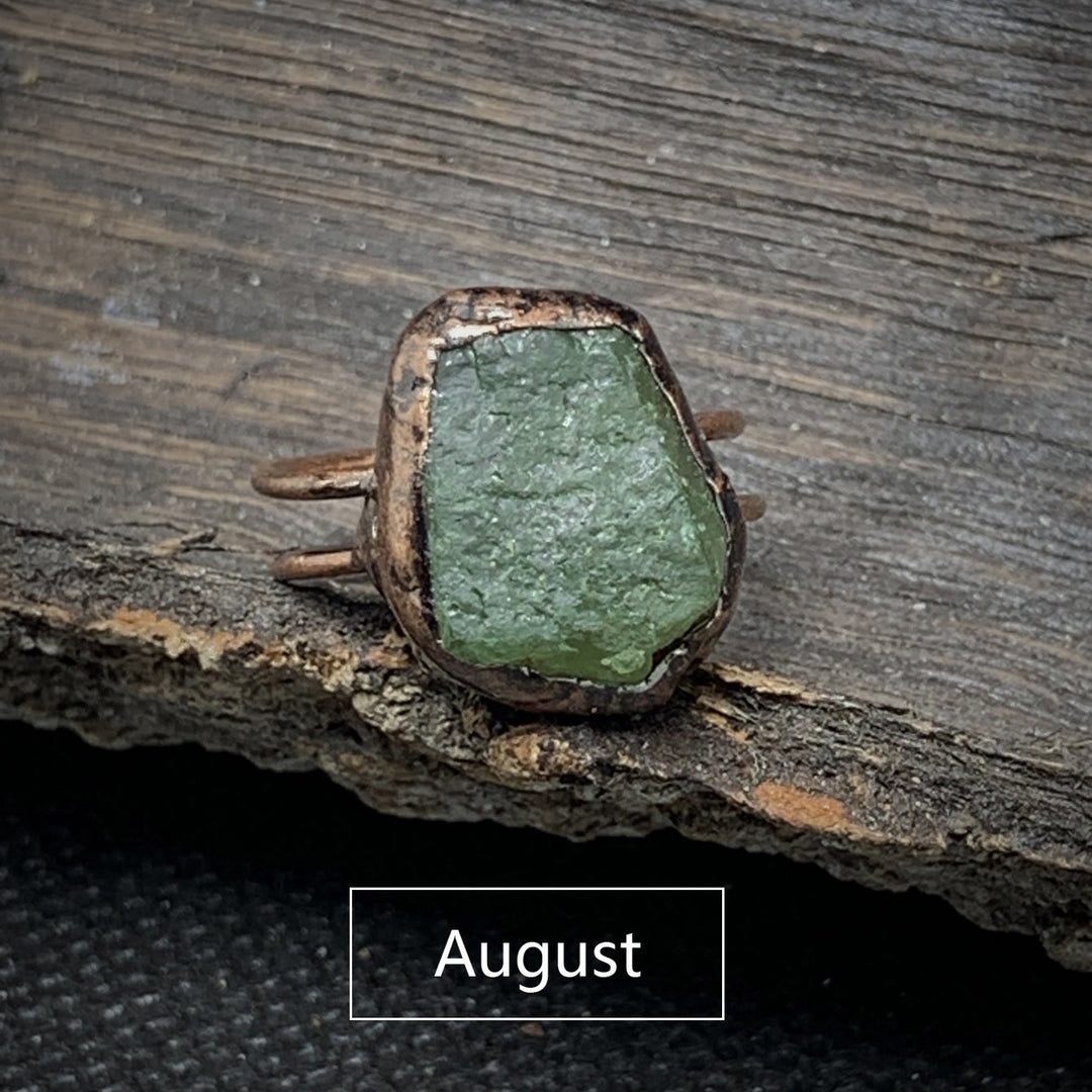 Bague ajustable en pierre brute irrégulière naturelle Olivenorma avec douze pierres de naissance