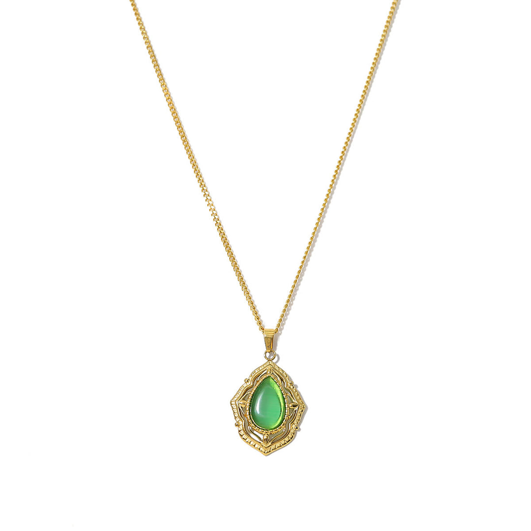 Collier pendentif ovale vert turquoise africain Olivenorma