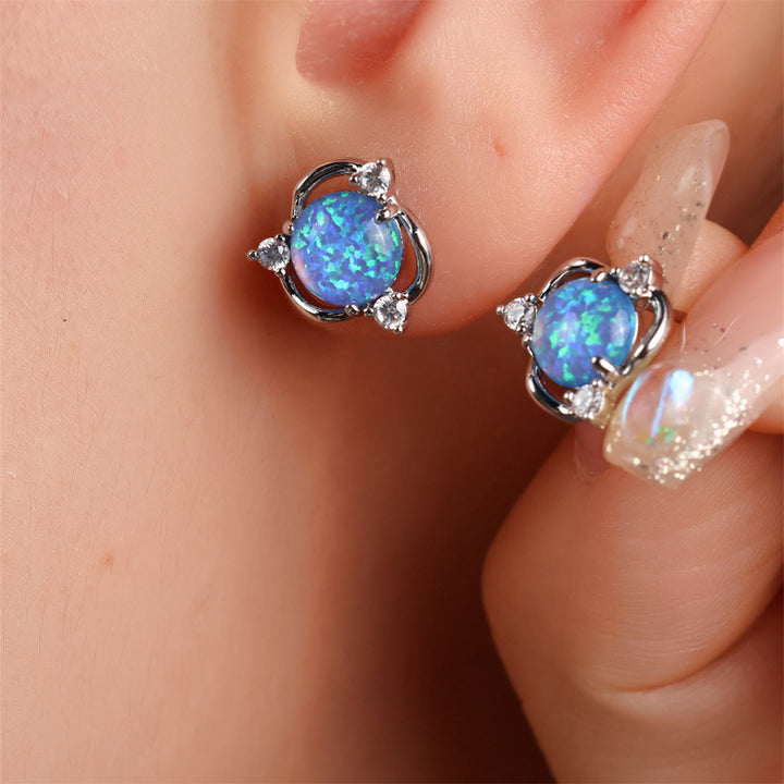 Boucles d'oreilles à tige rondes en zircon blanc et opale Olivenorma