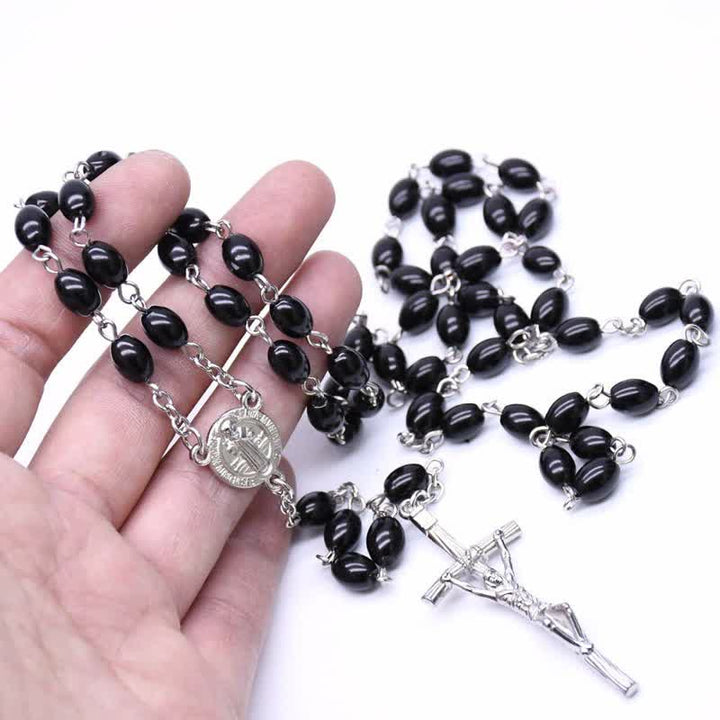 Collier chapelet en onyx noir ou en perles avec croix gothique Olivenorma