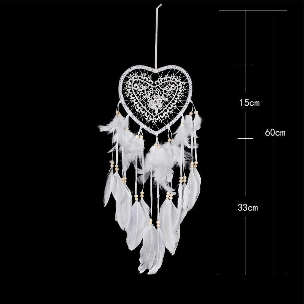 Attrape-rêves en plumes blanches tressées en forme de cœur Olivenorma