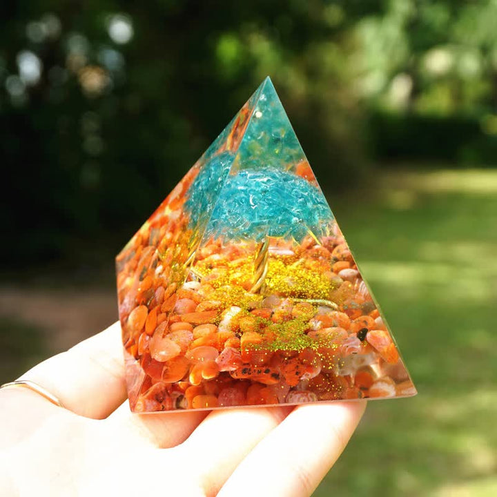 Pyramide d'orgone d'arbre de vie en quartz bleu et agate rouge Olivenorma