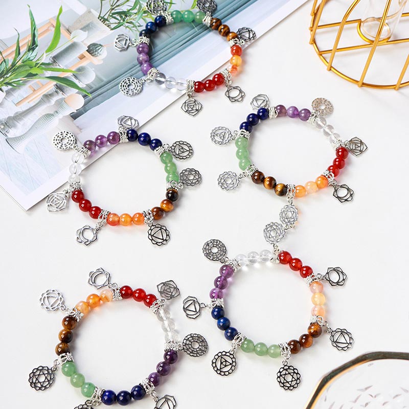 Bracelet de yoga en pierres précieuses naturelles avec sept chakras